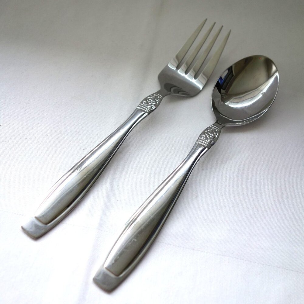 Oneida Vista Stainless 18/0 Flatware Serving Fork and Spoon